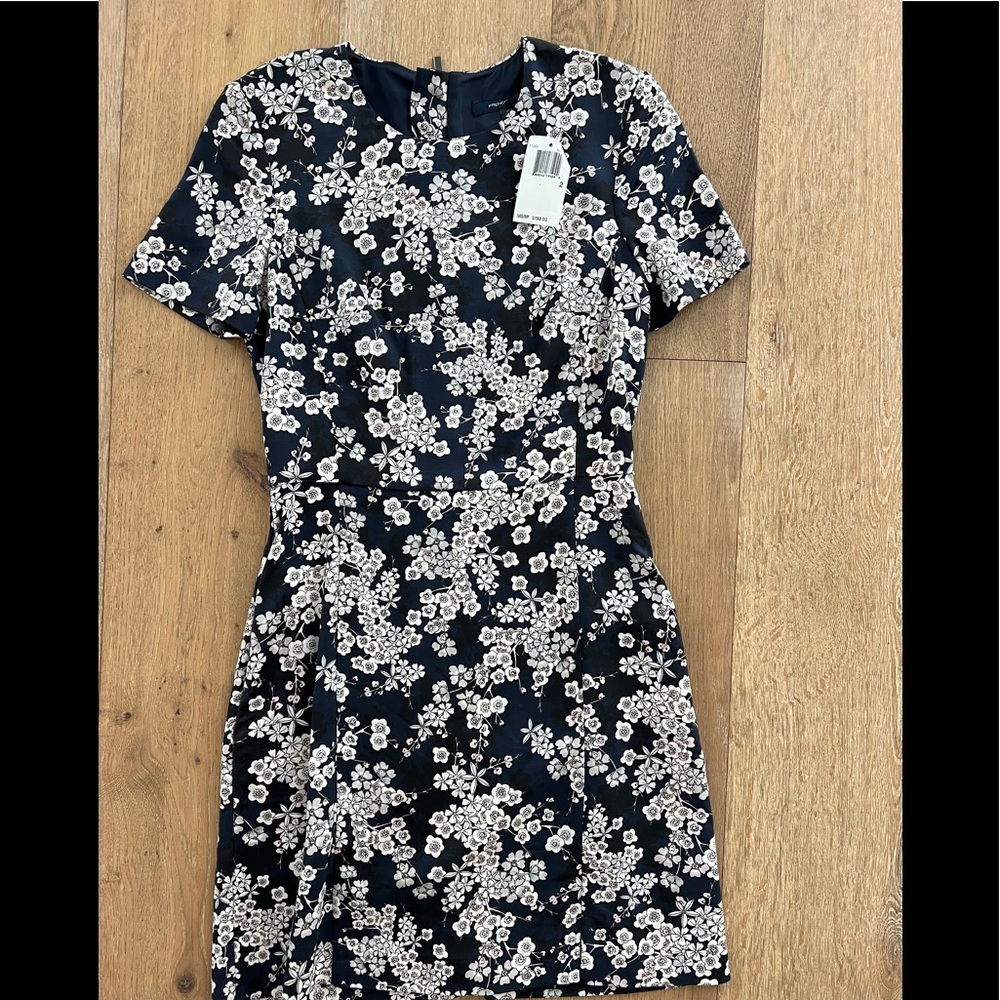French Connection Dress with Pockets NWT - Picture 2 of 5
